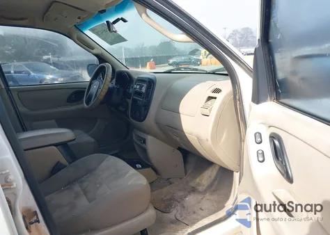 2003 Ford Escape Xls из США, поврежденный, VIN 1FMYU02123KA62579